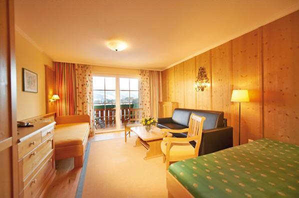 Hotel Martin Ramsau am Dachstein Room photo